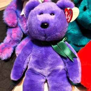 Employee the Bear